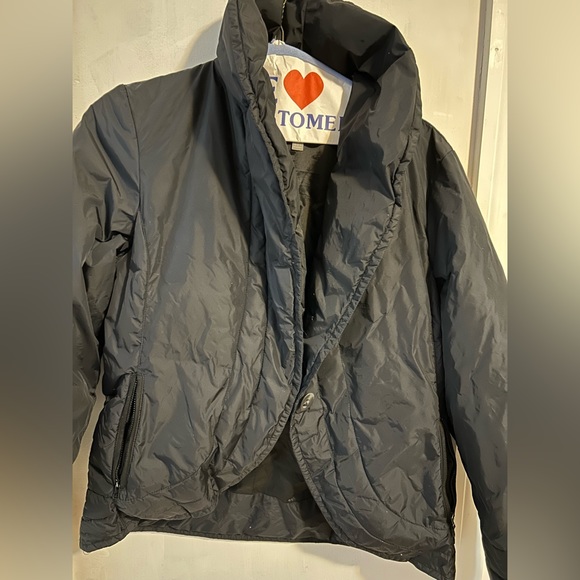 J.Jill black size medium puffy jacket. Preowned good condition. Make an … - Picture 2 of 10